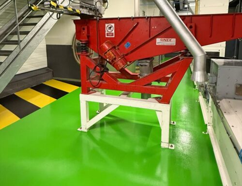 Réalisation d’un sol en résine époxy dans une usine de fabrication de croquettes